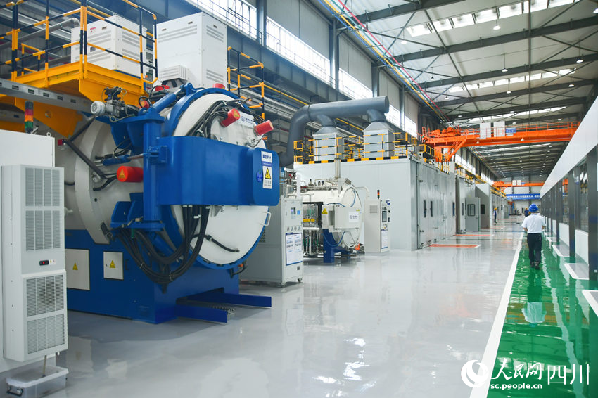 �����׸�ȼ���ǻ�������ظ���͸ƽҶƬ��Ϳ���ֻ������������� ��������