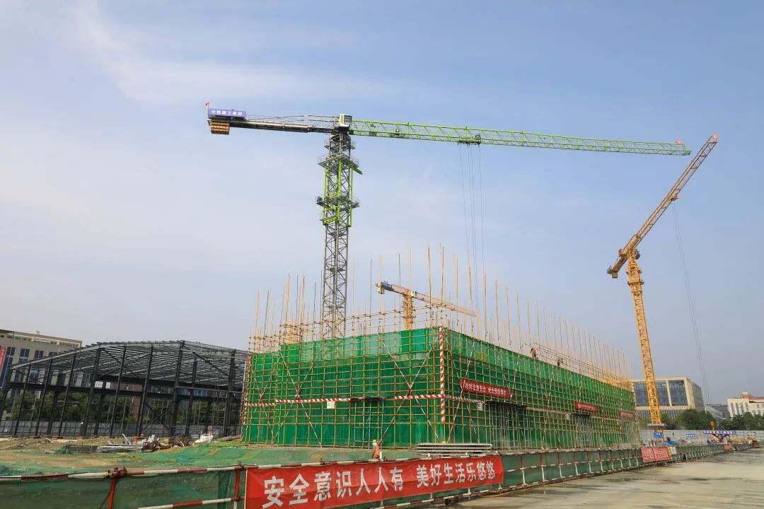 ����ɫ�ⶼ���ص���Ŀ����������ۯ���������ƽ����ܹ�ҵ��Ȧǿ��