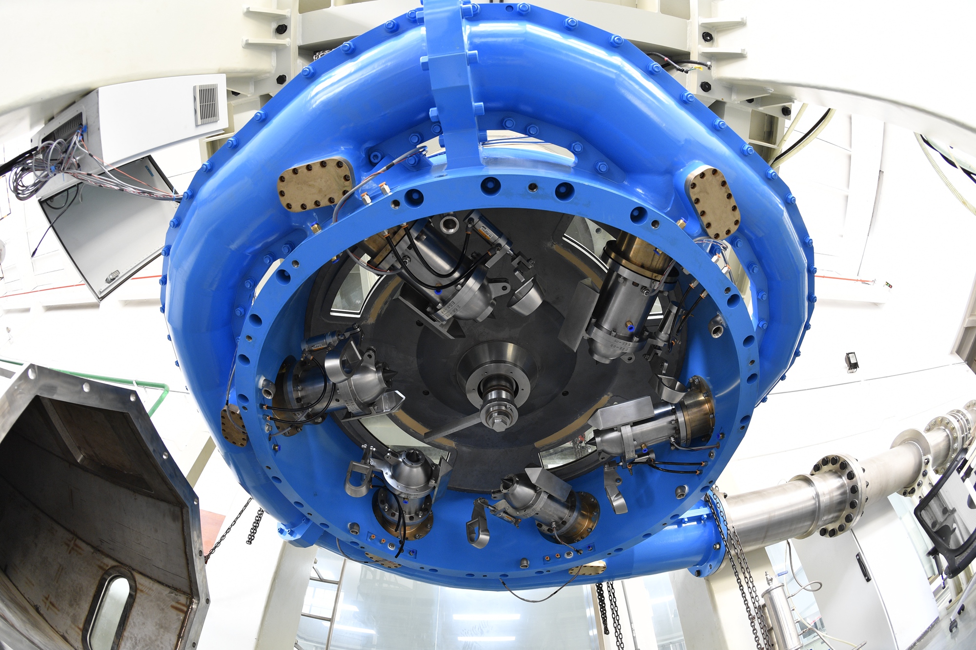 ��ȦΪ�Ķ������ܹ���ʽˮ�ֻ�ģ������̨ģ��װ�� - ����.JPG